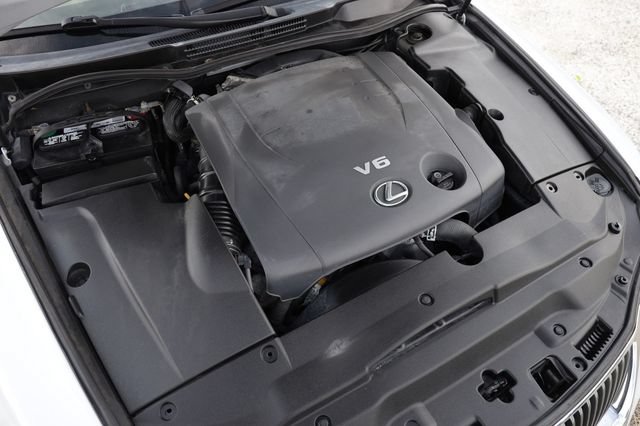 Used 2010 Lexus IS 250 w/ Preferred Accessory Package RWD image 49