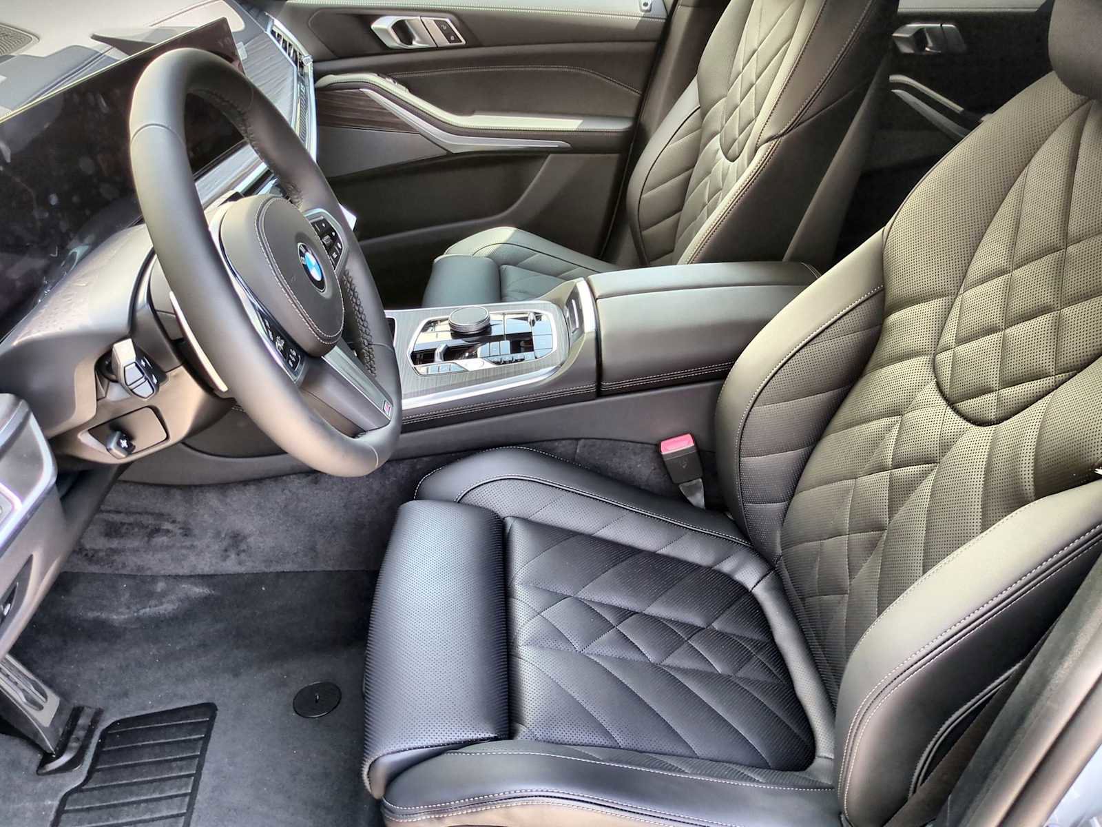 New 2026 BMW X5 xDrive40i w/ M Sport Package image 17