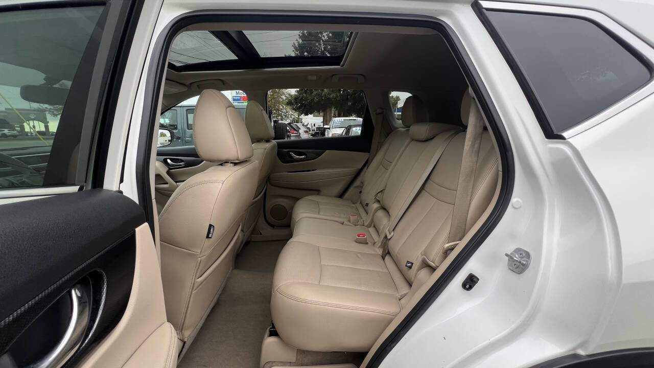 Used 2015 Nissan Rogue SL w/ SL Premium Package image 13