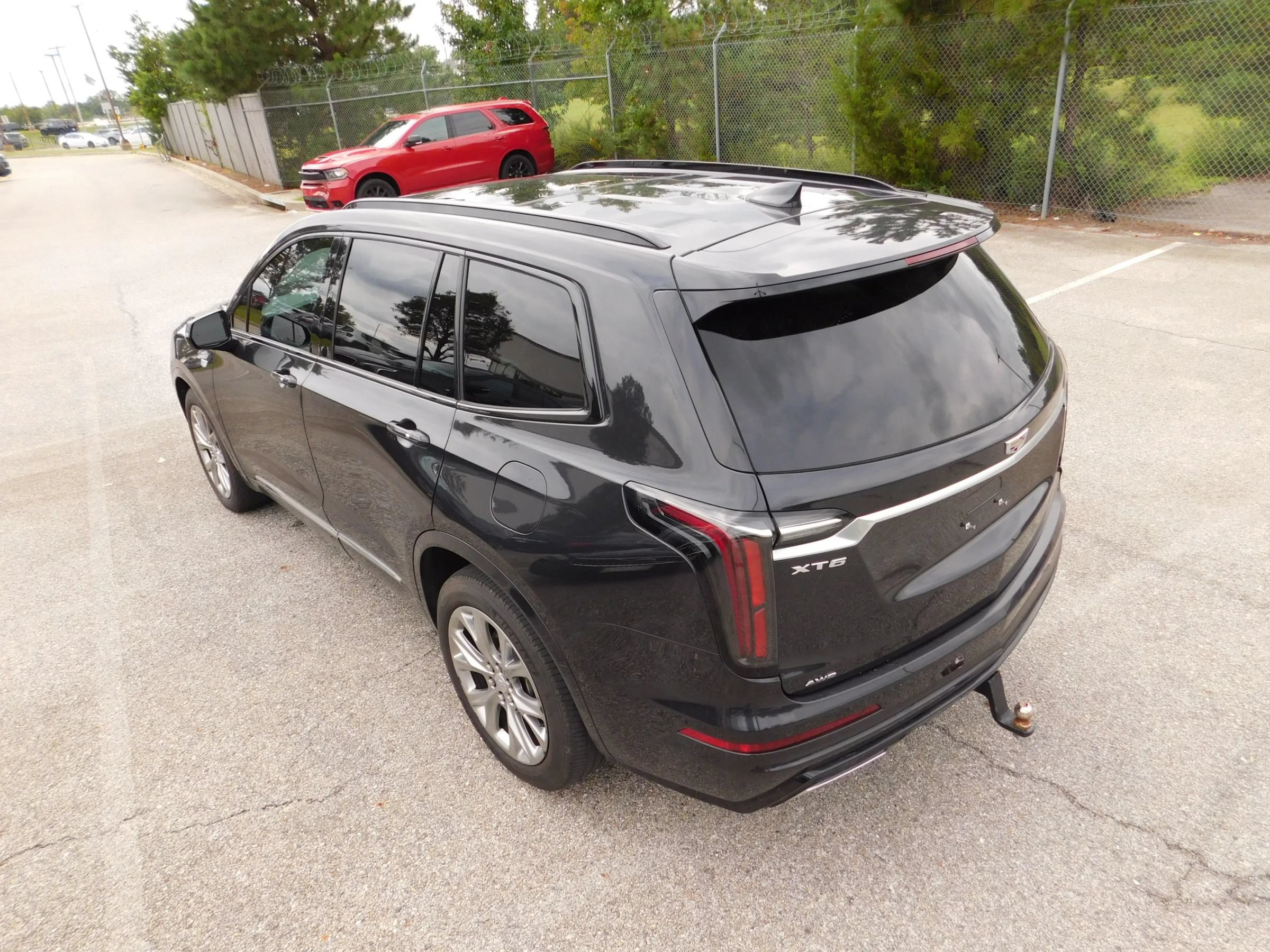 Used 2020 Cadillac XT6 Sport w/ Platinum Package AWD/4WD image 7