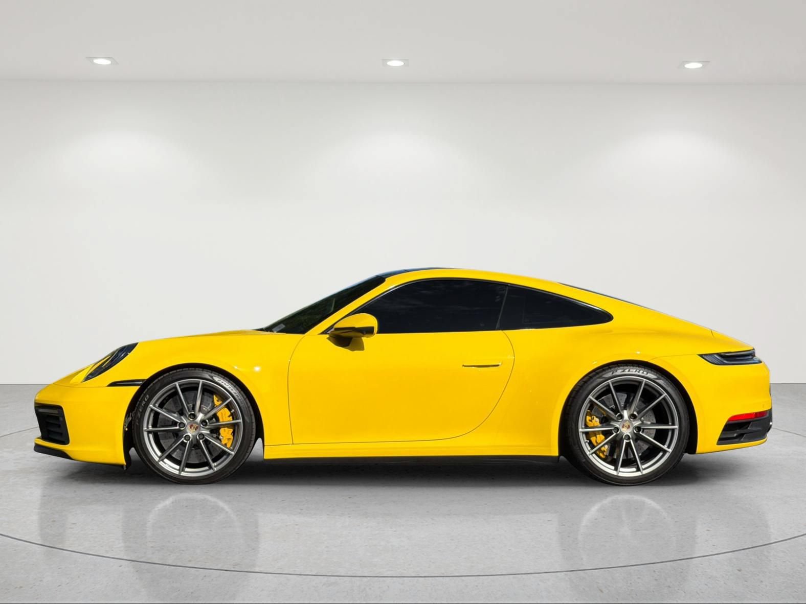 Used 2022 Porsche 911 Carrera 4S AWD/4WD image 2