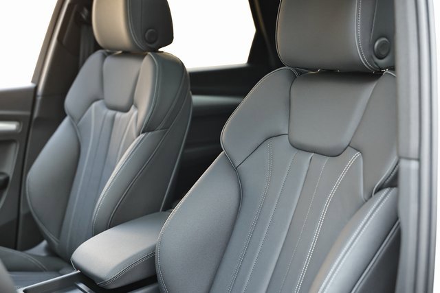 New 2025 Audi Q5 2.0T Premium image 22