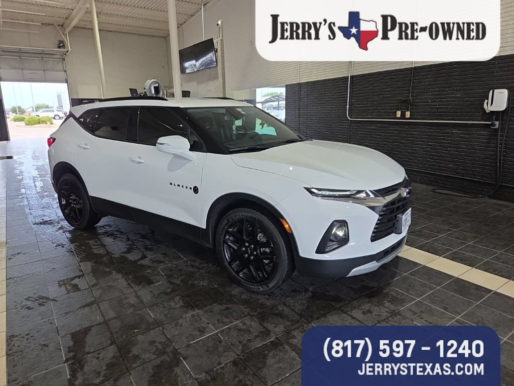 Used 2022 Chevrolet Blazer LT AWD/4WD image 2