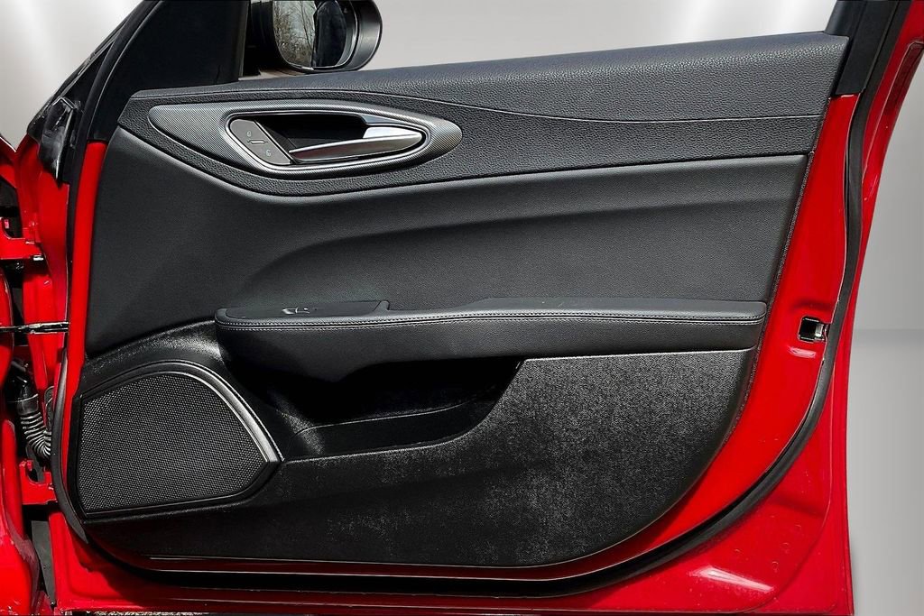 Used 2024 Alfa Romeo Giulia Ti image 28