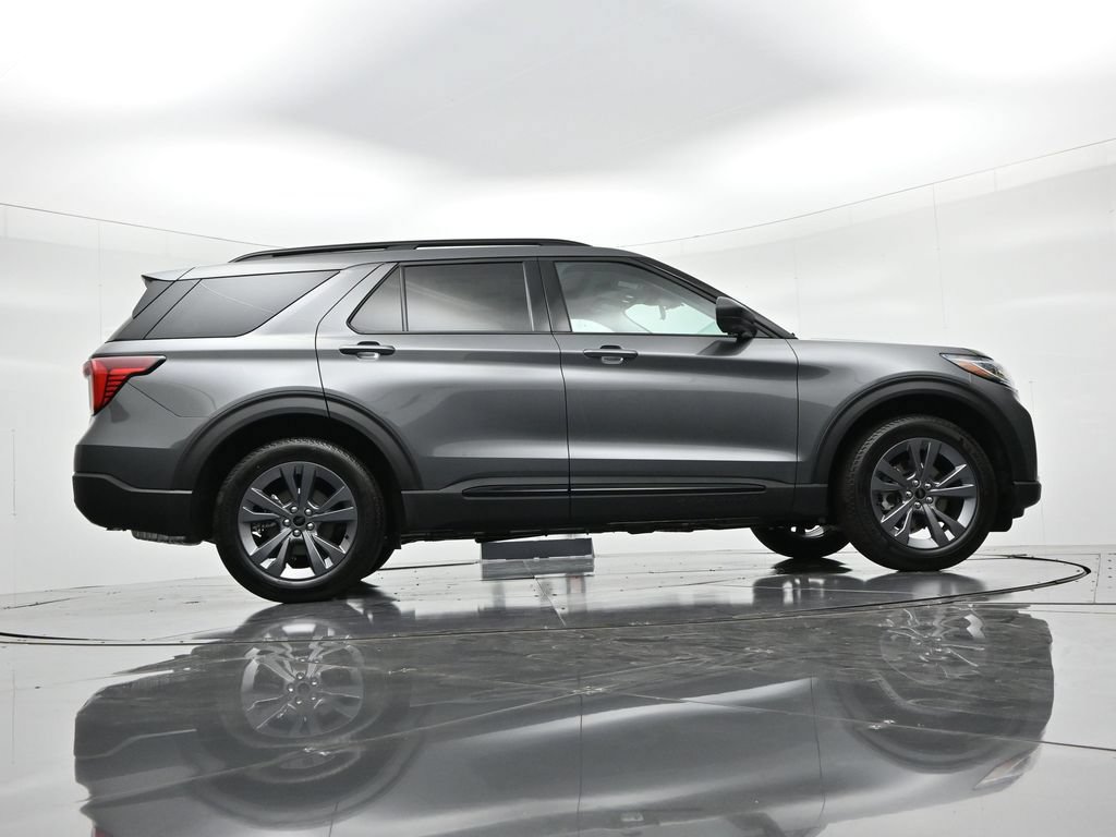 New 2026 Ford Explorer Active w/ Active Comfort Package AWD/4WD image 26