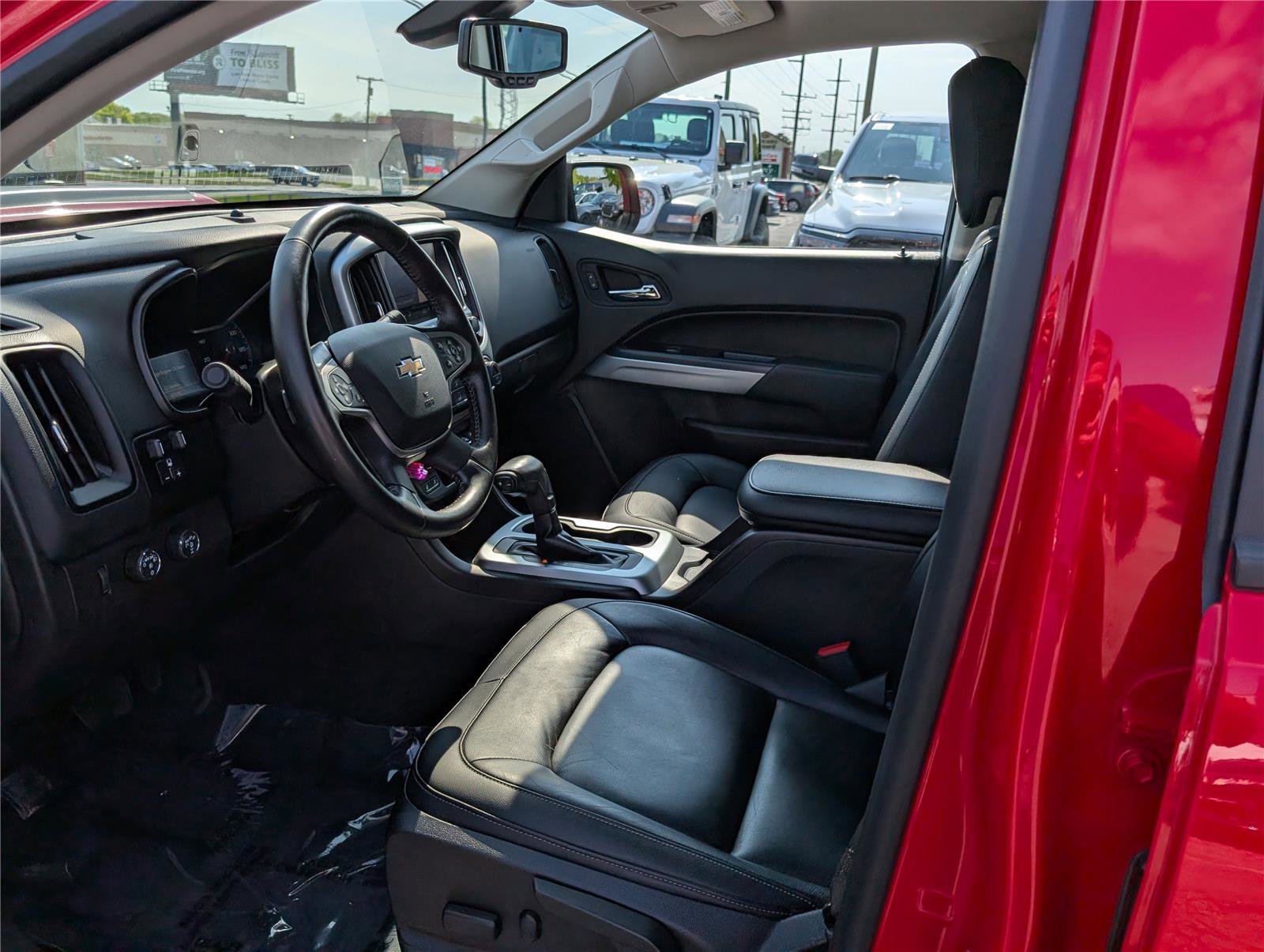 Used 2020 Chevrolet Colorado ZR2 w/ Colorado ZR2 Bison Edition AWD/4WD image 13