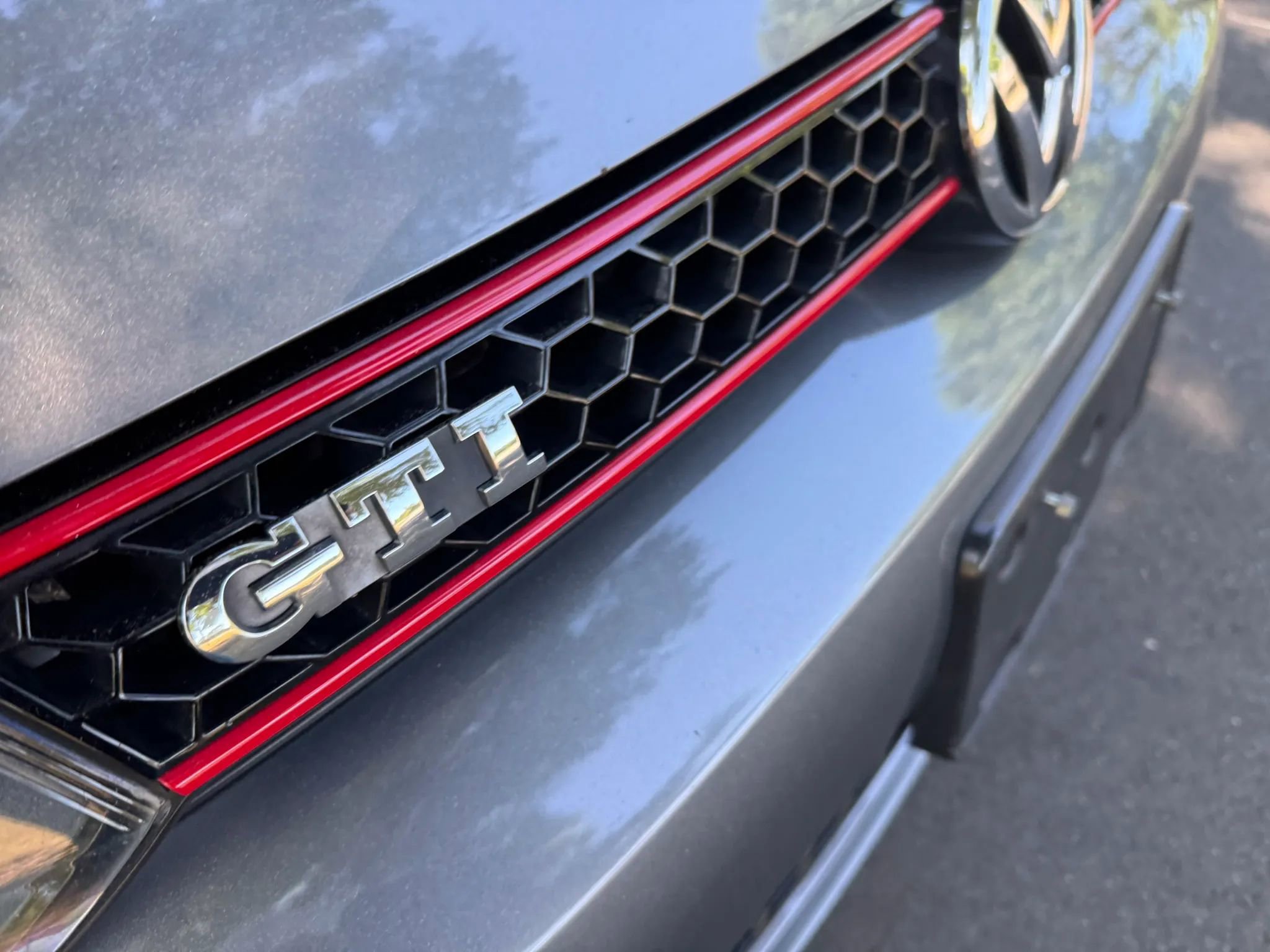 Used 2012 Volkswagen GTI 4-Door FWD image 13