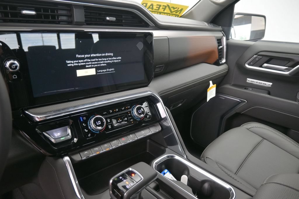 New 2026 GMC Sierra 1500 Denali AWD/4WD image 24