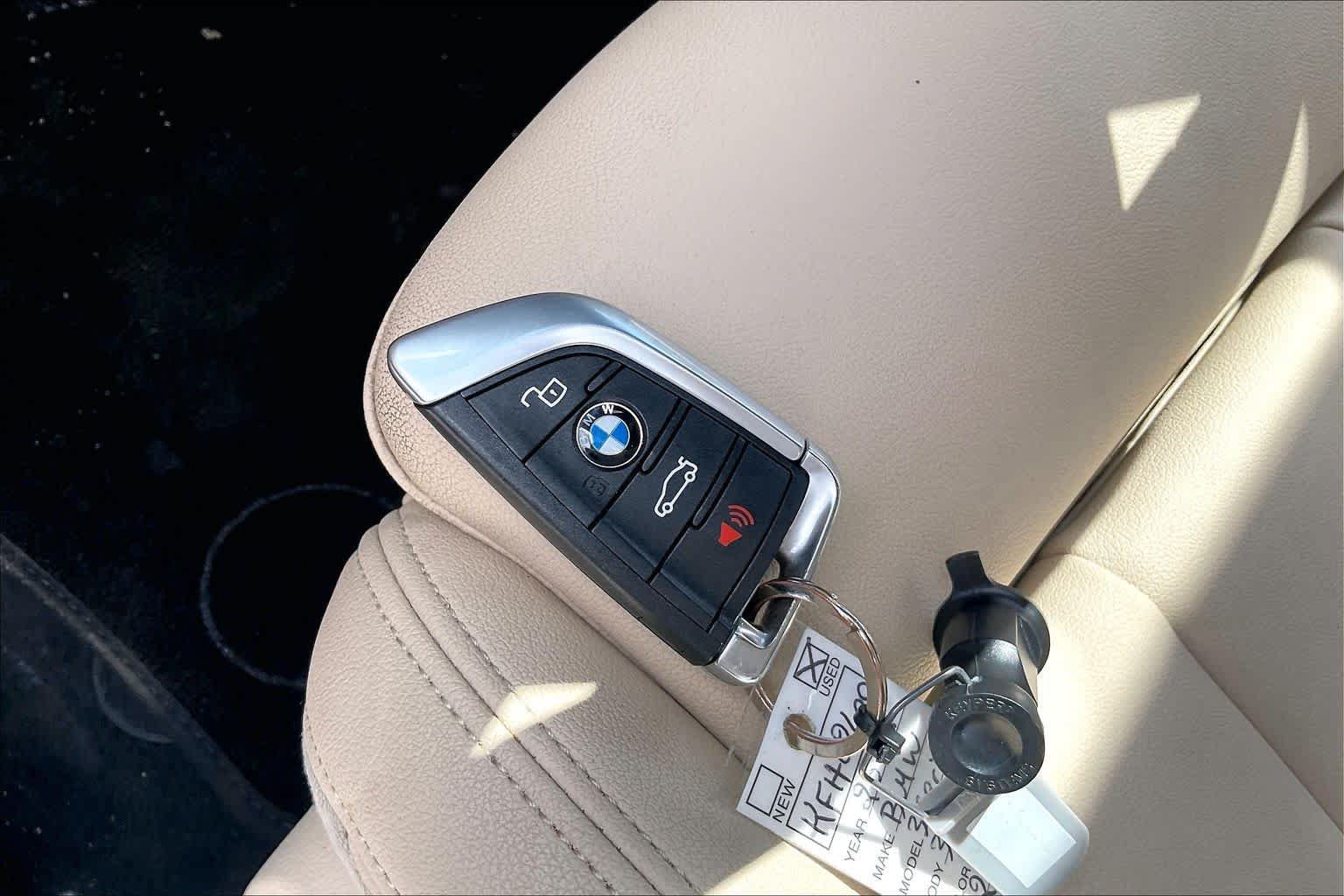 Used 2019 BMW 330i Sedan RWD image 14