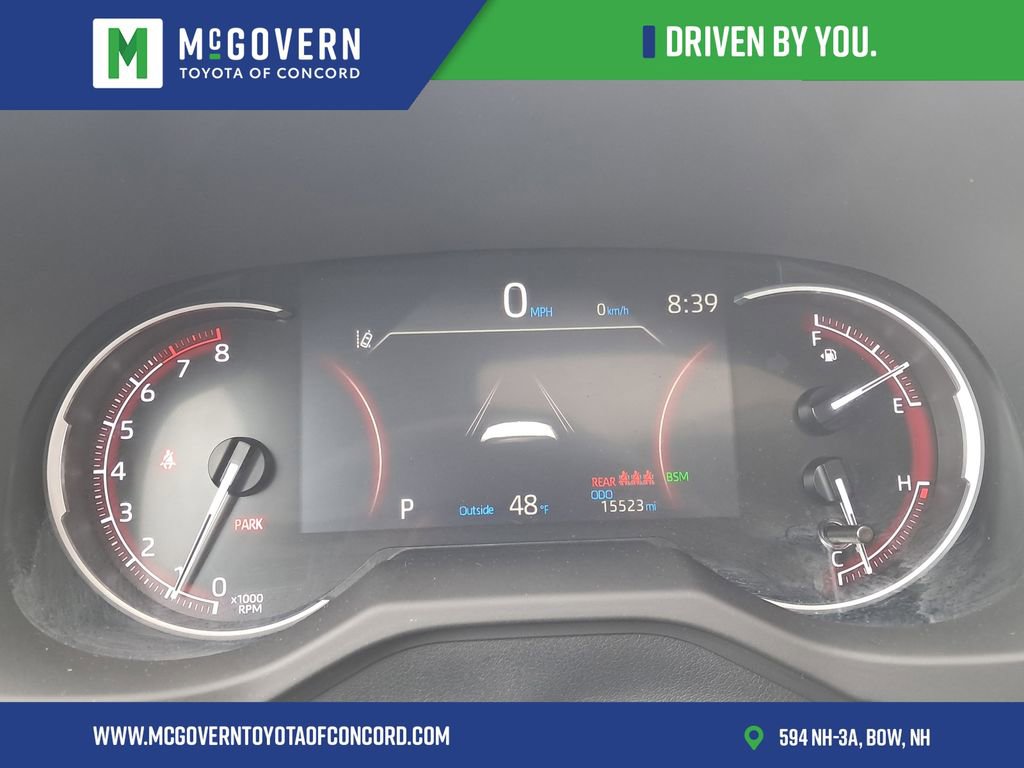 Used 2025 Toyota RAV4 XLE Premium image 32