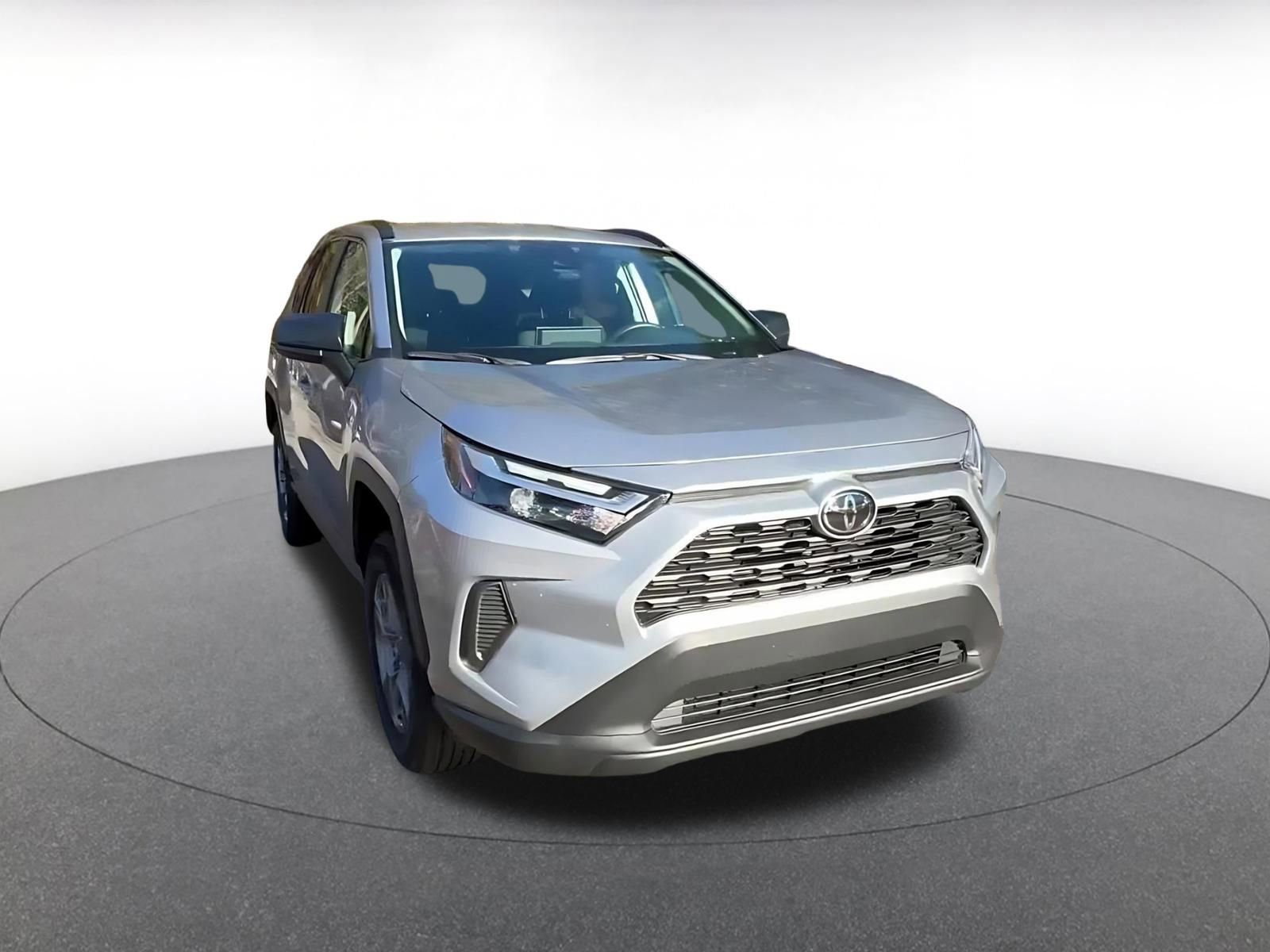 Used 2025 Toyota RAV4 LE image 2