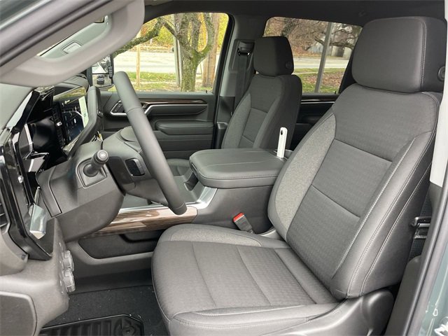 New 2026 Chevrolet Silverado 3500 LT image 9