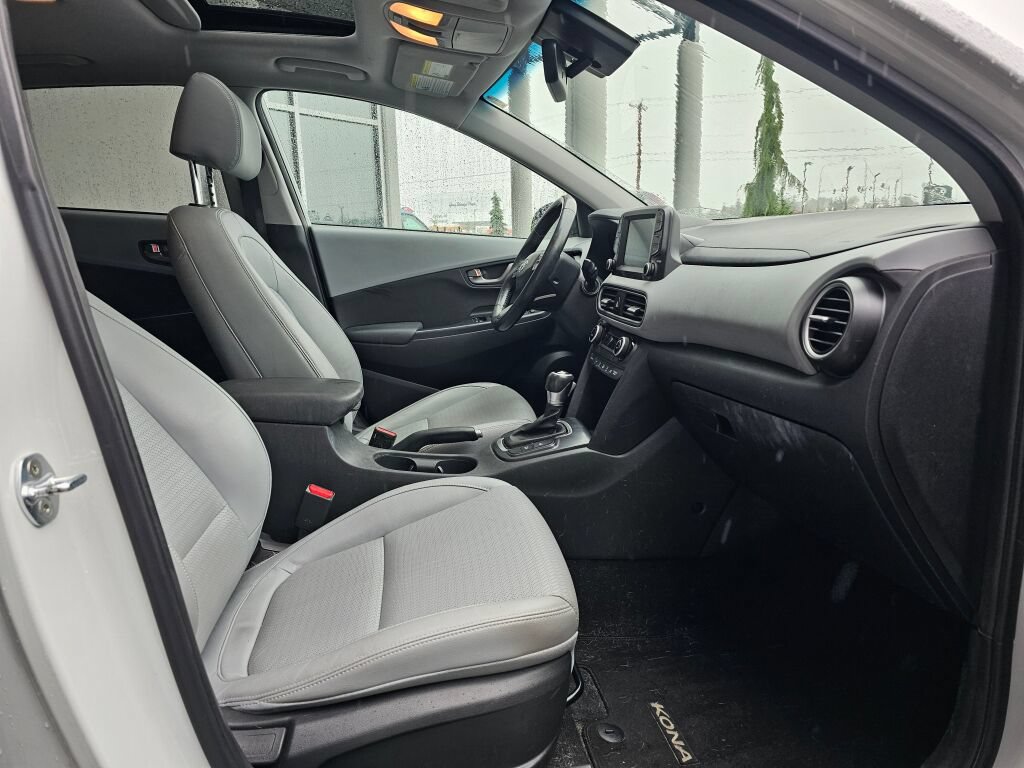 Used 2018 Hyundai Kona Limited FWD image 11