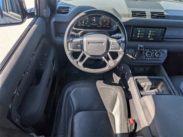 Used 2023 Land Rover Defender 110 X-Dynamic SE image 8