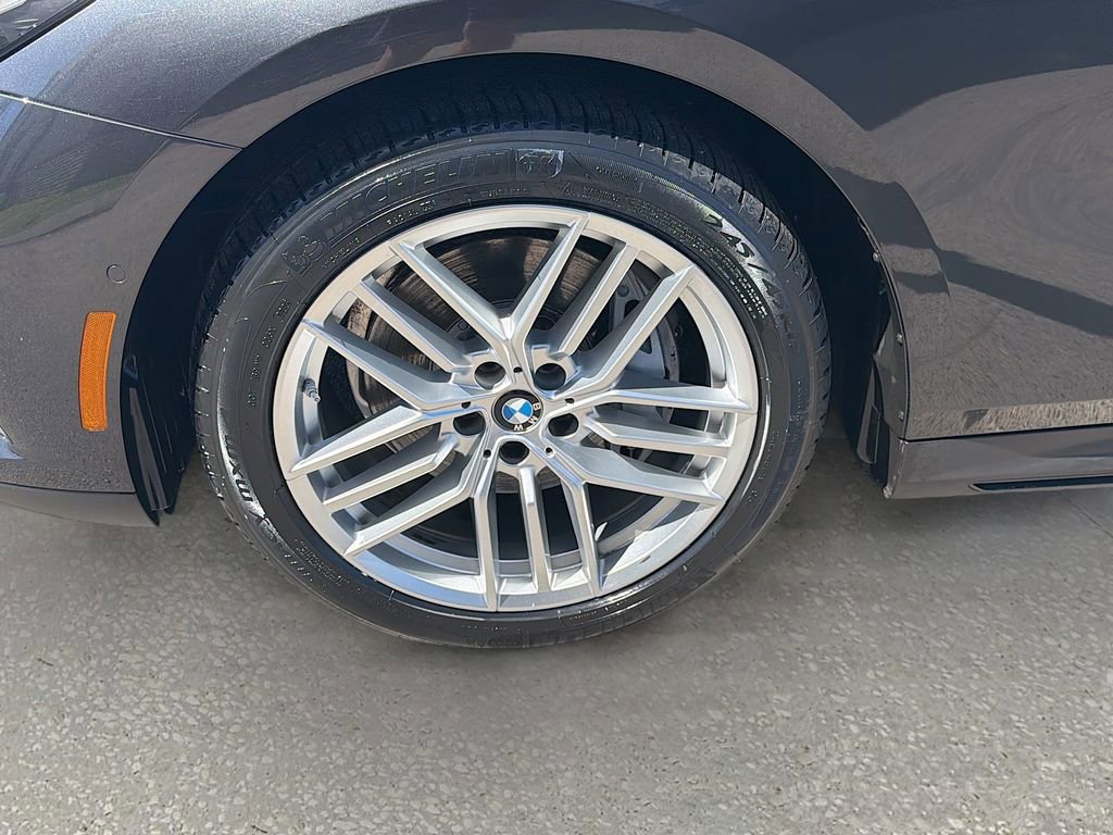 Used 2025 BMW 540i xDrive image 42