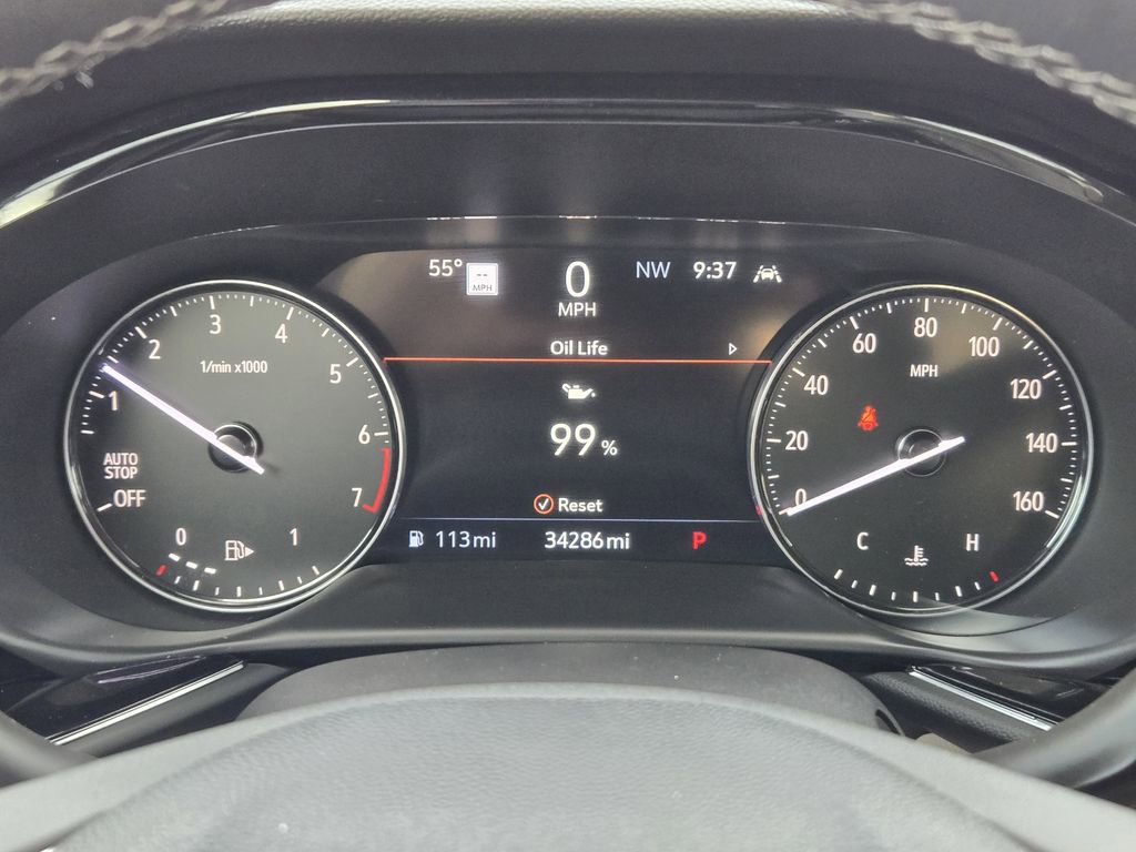 Used 2022 Buick Envision Avenir w/ Technology Package II image 13