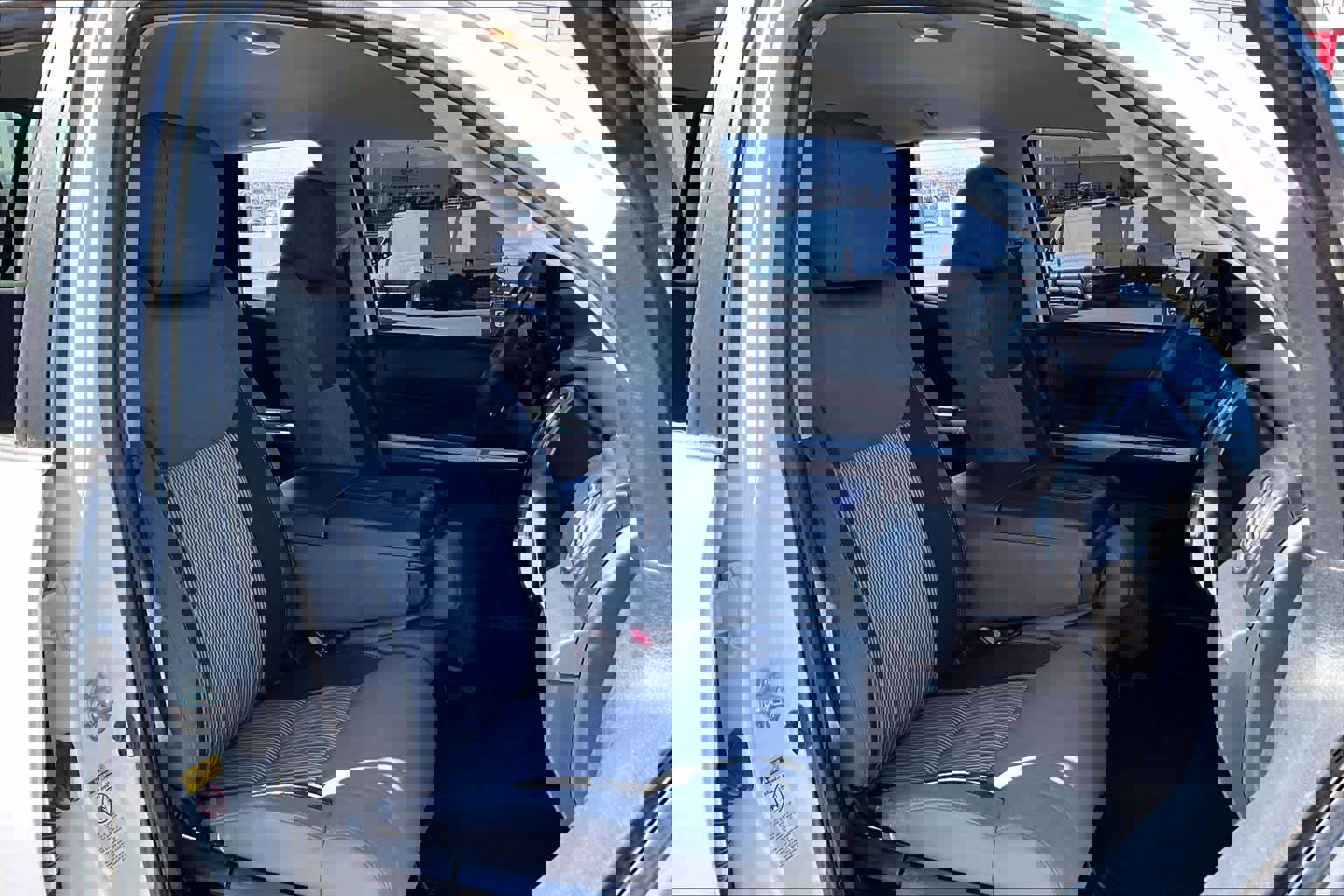 Used 2014 Toyota Tundra SR5 image 9