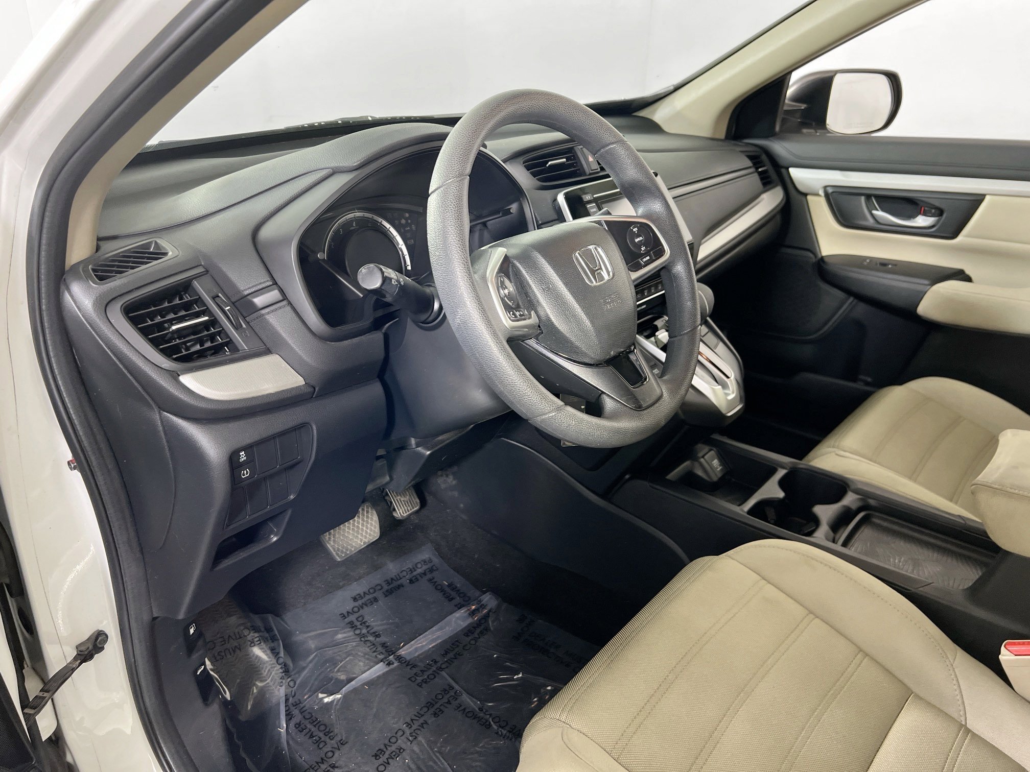 Used 2017 Honda CR-V LX image 9