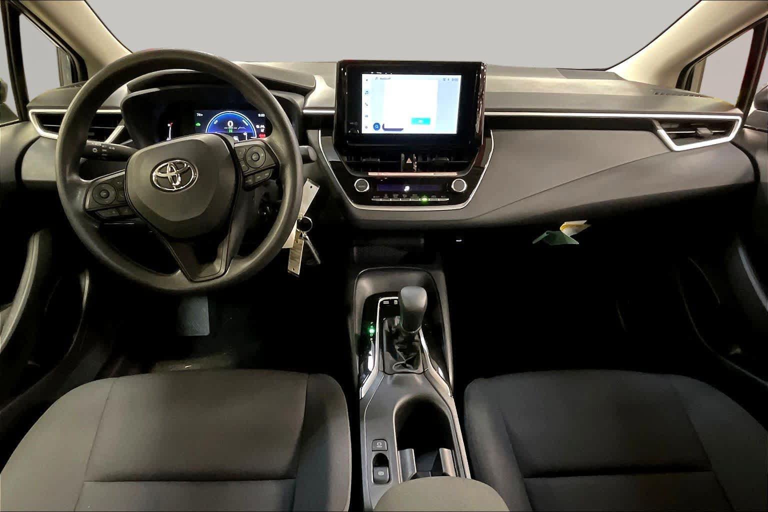 Used 2026 Toyota Corolla LE FWD image 15
