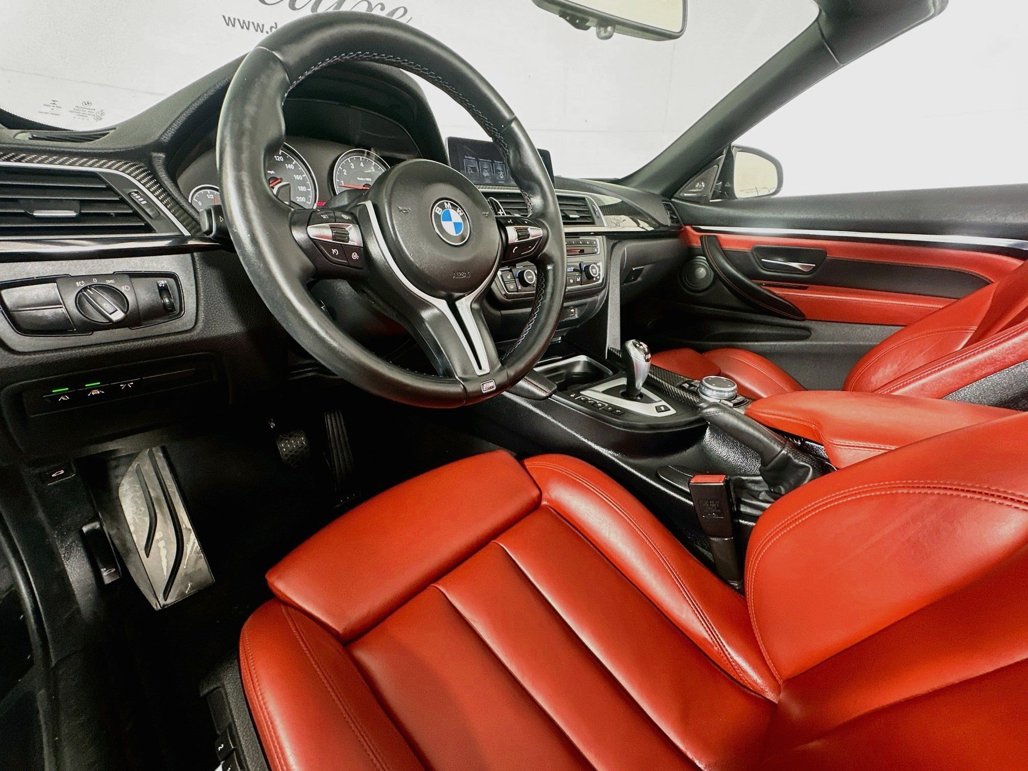 Used 2017 BMW M4 Convertible RWD image 6