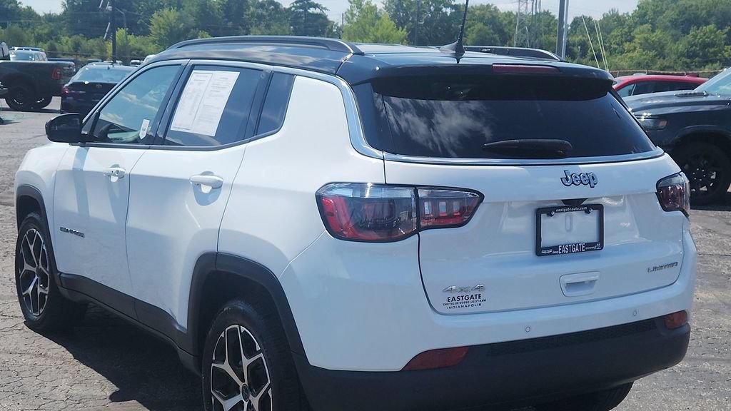 Used 2025 Jeep Compass Limited AWD/4WD image 5