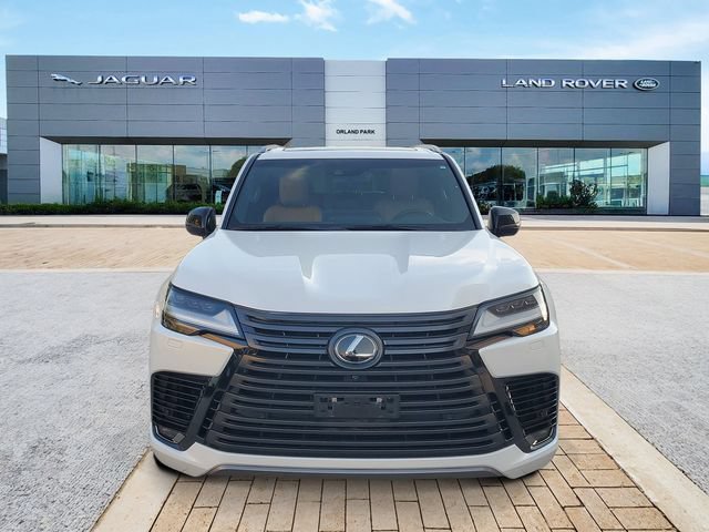 Used 2024 Lexus LX 600 4WD w/ Appearance Package image 2