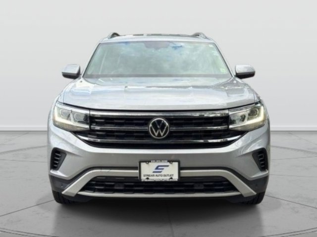 Used 2023 Volkswagen Atlas SE AWD/4WD image 2