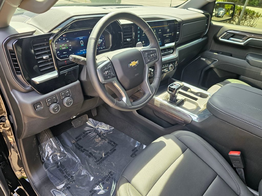 Used 2026 Chevrolet Silverado 1500 LTZ AWD/4WD image 20