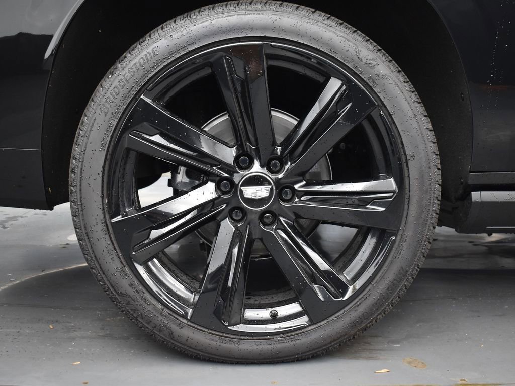 Certified 2026 Cadillac Escalade ESV Sport w/ Touring Package AWD/4WD image 8