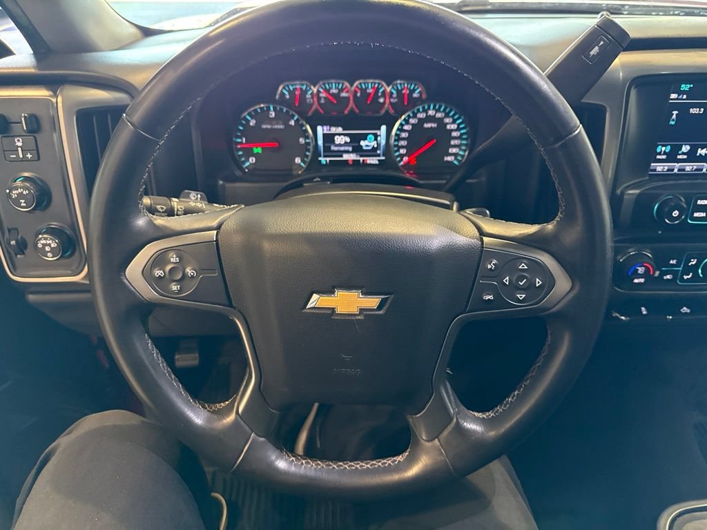 Used 2018 Chevrolet Silverado 1500 LT w/ All Star Edition AWD/4WD image 29