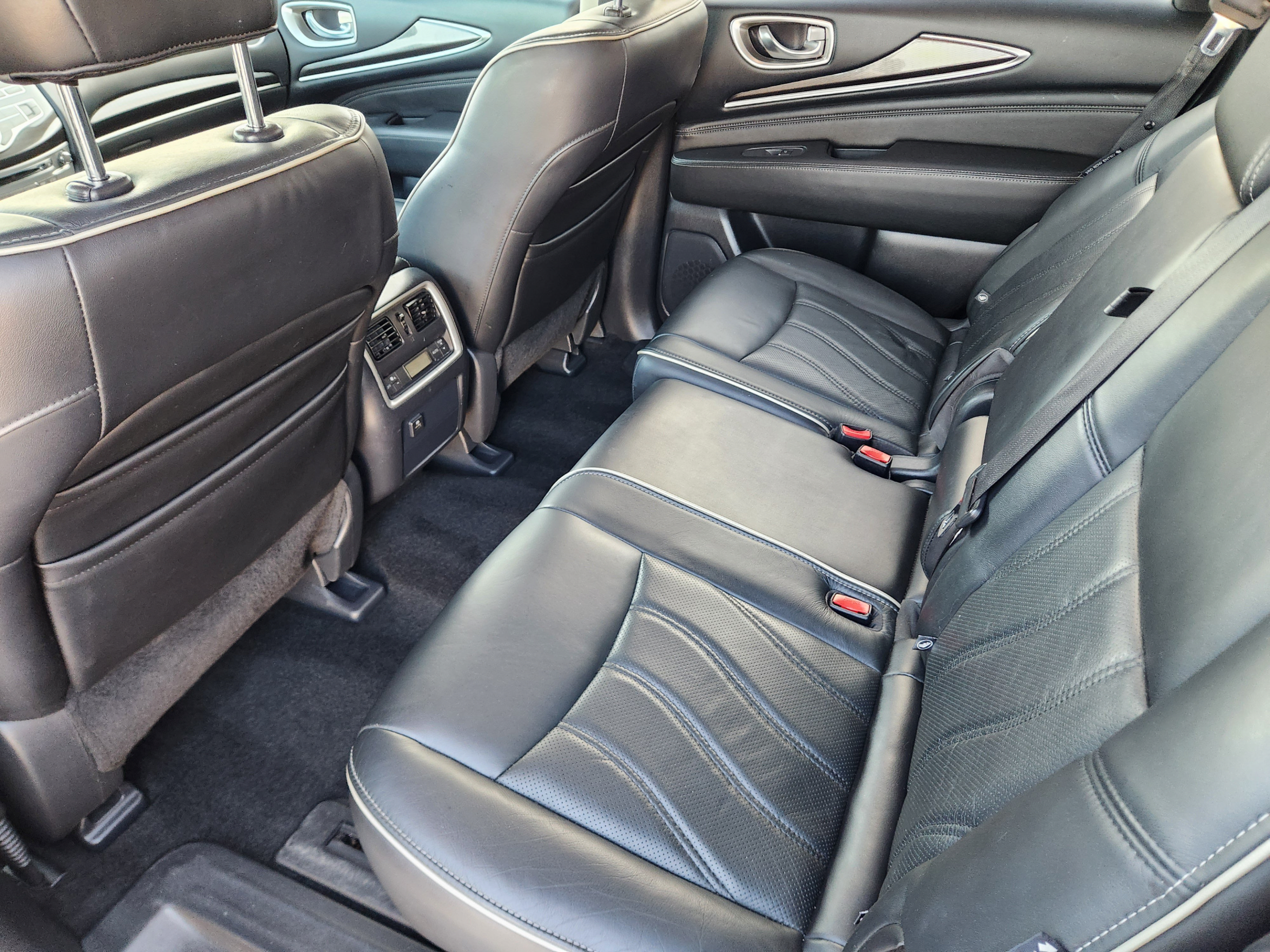 Used 2018 INFINITI QX60 Luxe w/ Premium Plus Package AWD/4WD image 26