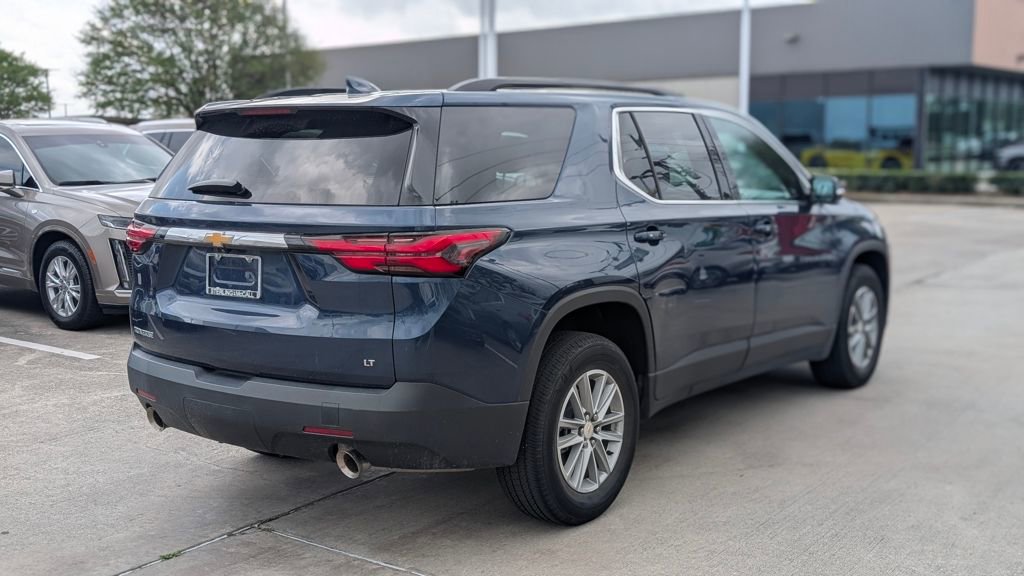 Used 2023 Chevrolet Traverse LT image 5