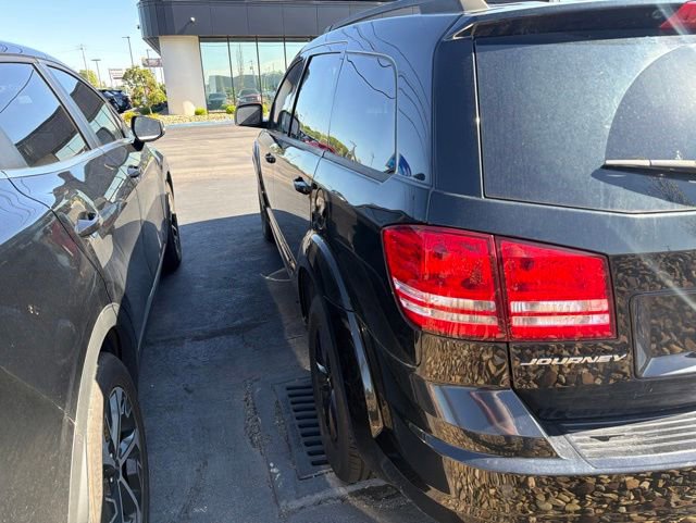 Used 2020 Dodge Journey SE w/ SE Popular Equipment Group FWD image 5