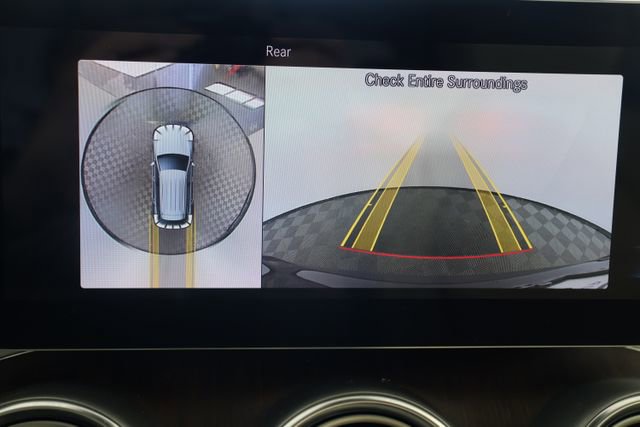 Used 2022 Mercedes-Benz GLC 300 4MATIC w/ Premium Package Lite image 17