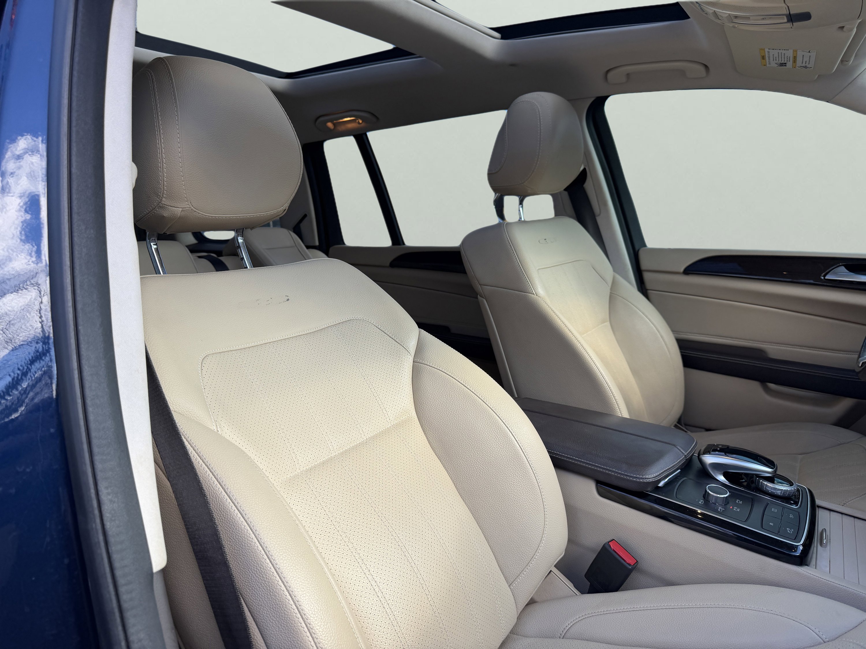 Used 2018 Mercedes-Benz GLS 450 4MATIC w/ Premium Package image 47