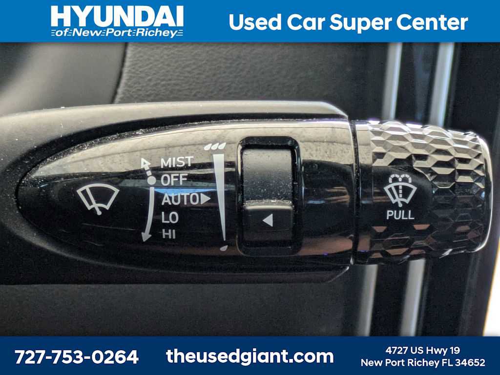 Certified 2023 Hyundai Santa Cruz Limited AWD/4WD image 36