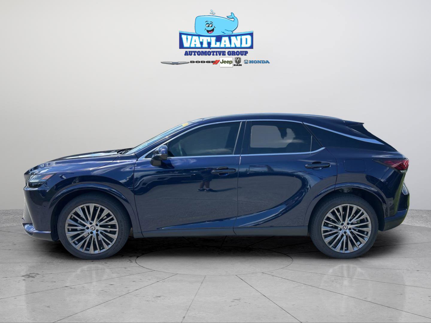 Used 2023 Lexus RX 350 w/ Accessory Package (Z1) AWD/4WD image 2