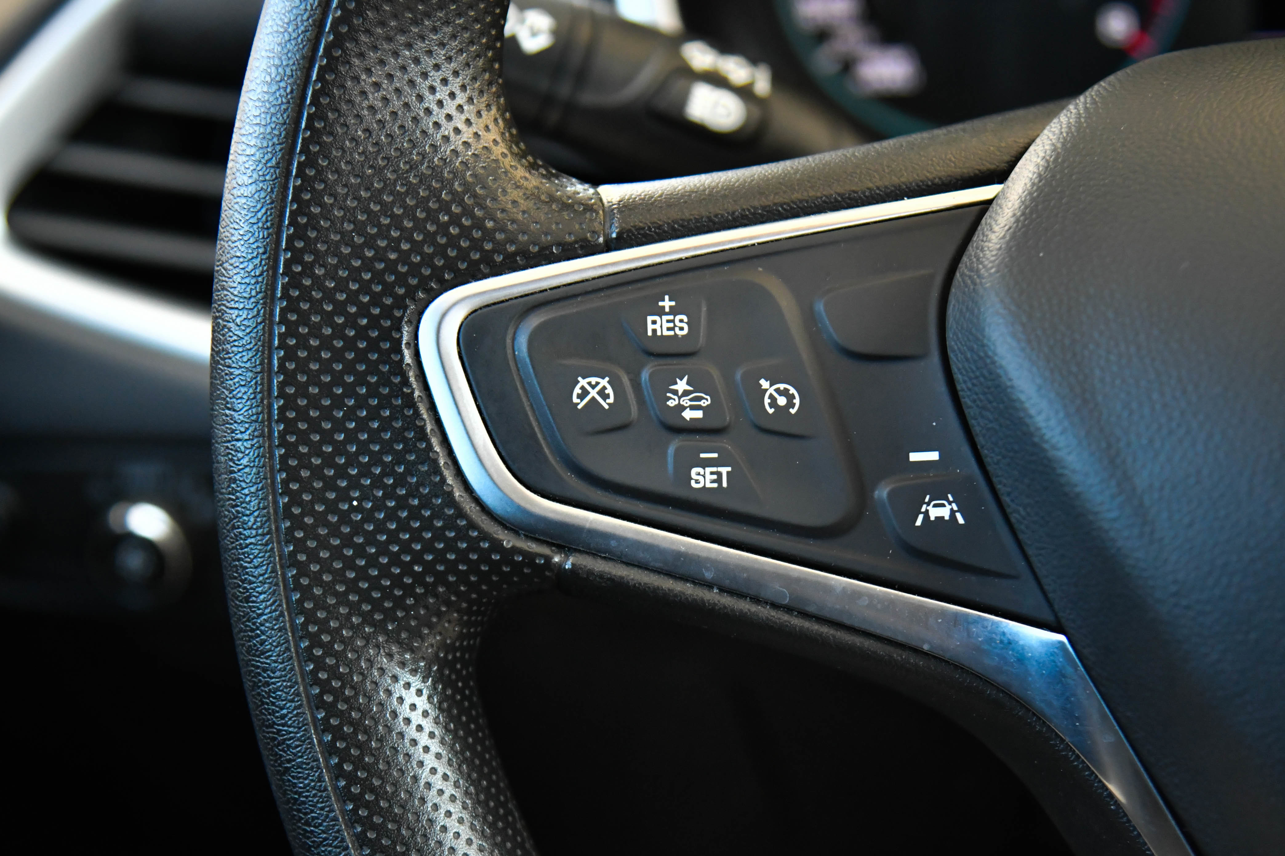 Used 2024 Chevrolet Malibu LT image 29