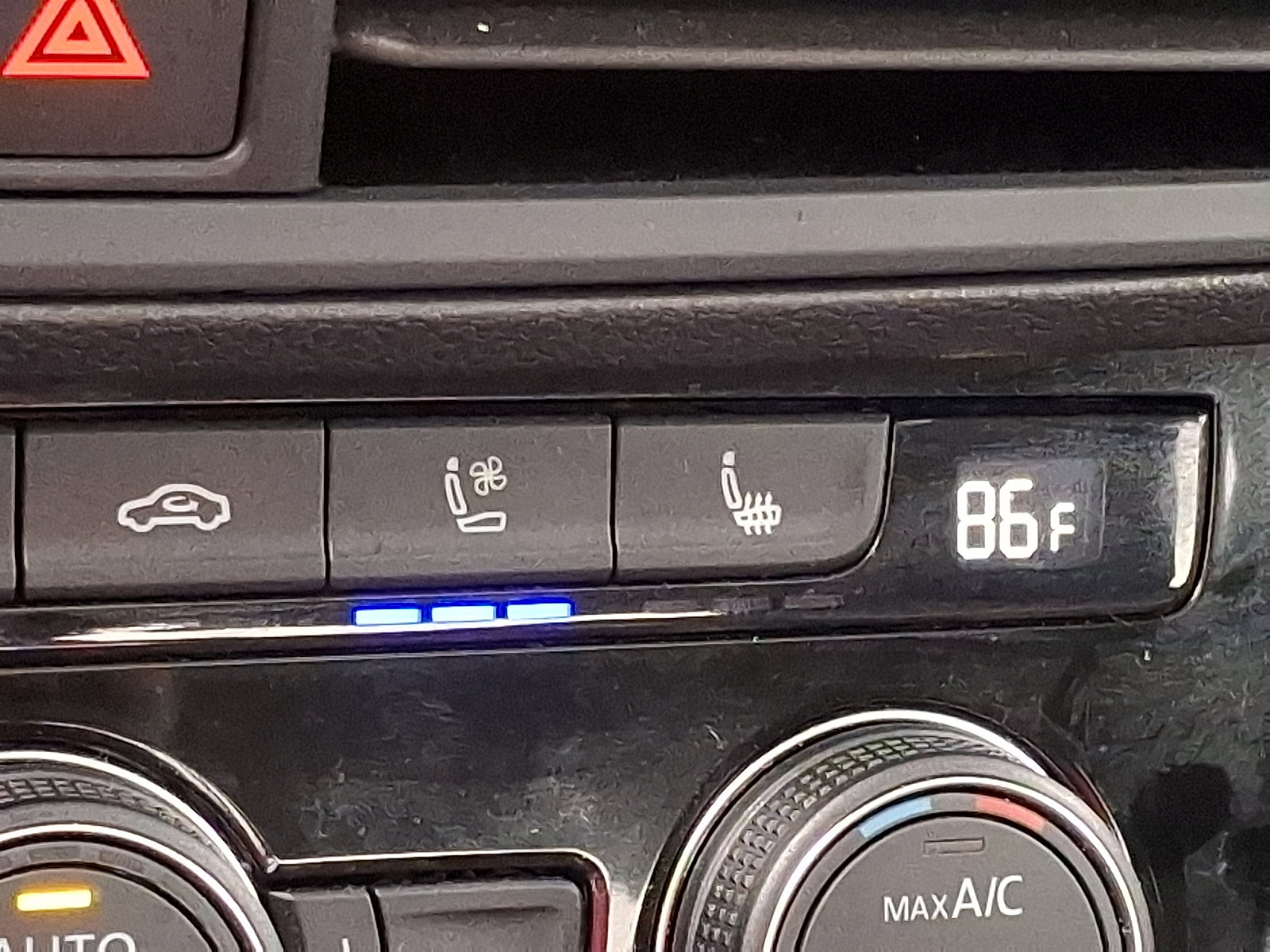 Used 2024 Volkswagen Jetta SEL image 25