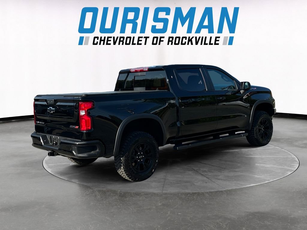 Used 2025 Chevrolet Silverado 1500 ZR2 w/ Technology Package image 6