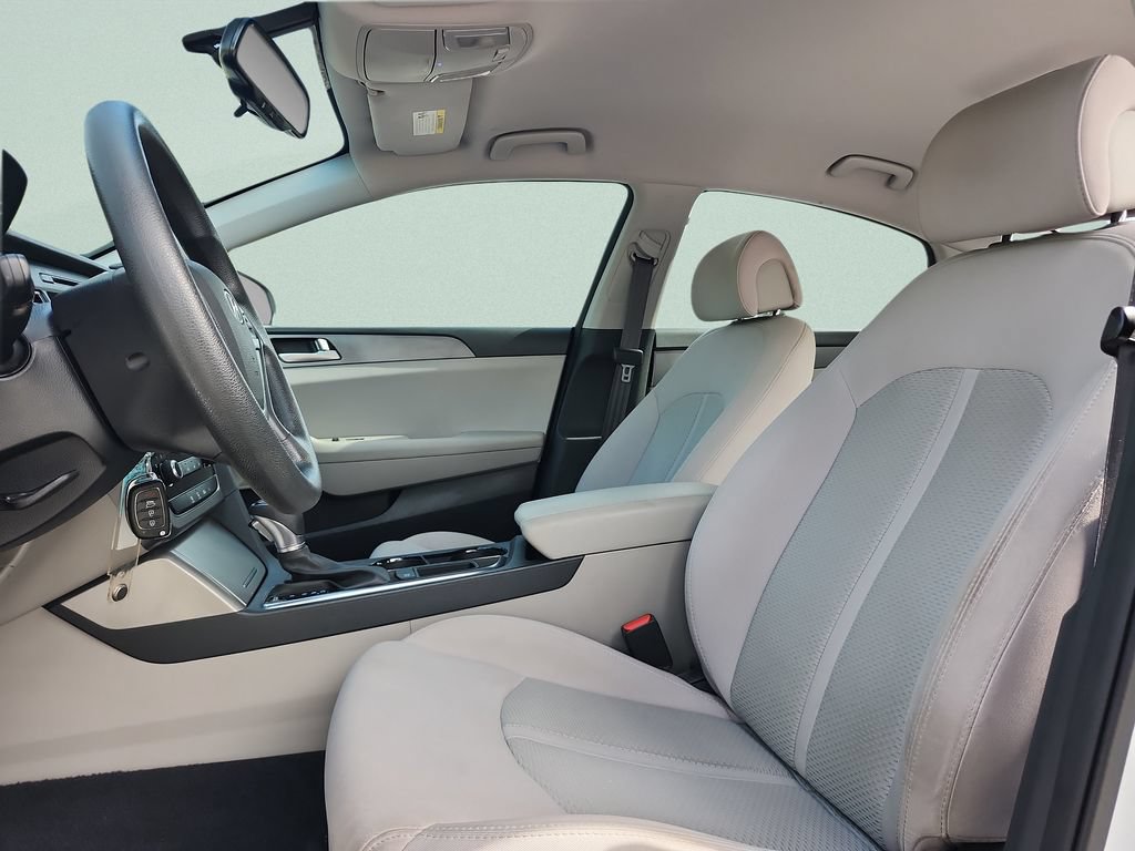 Used 2016 Hyundai Sonata SE FWD image 19