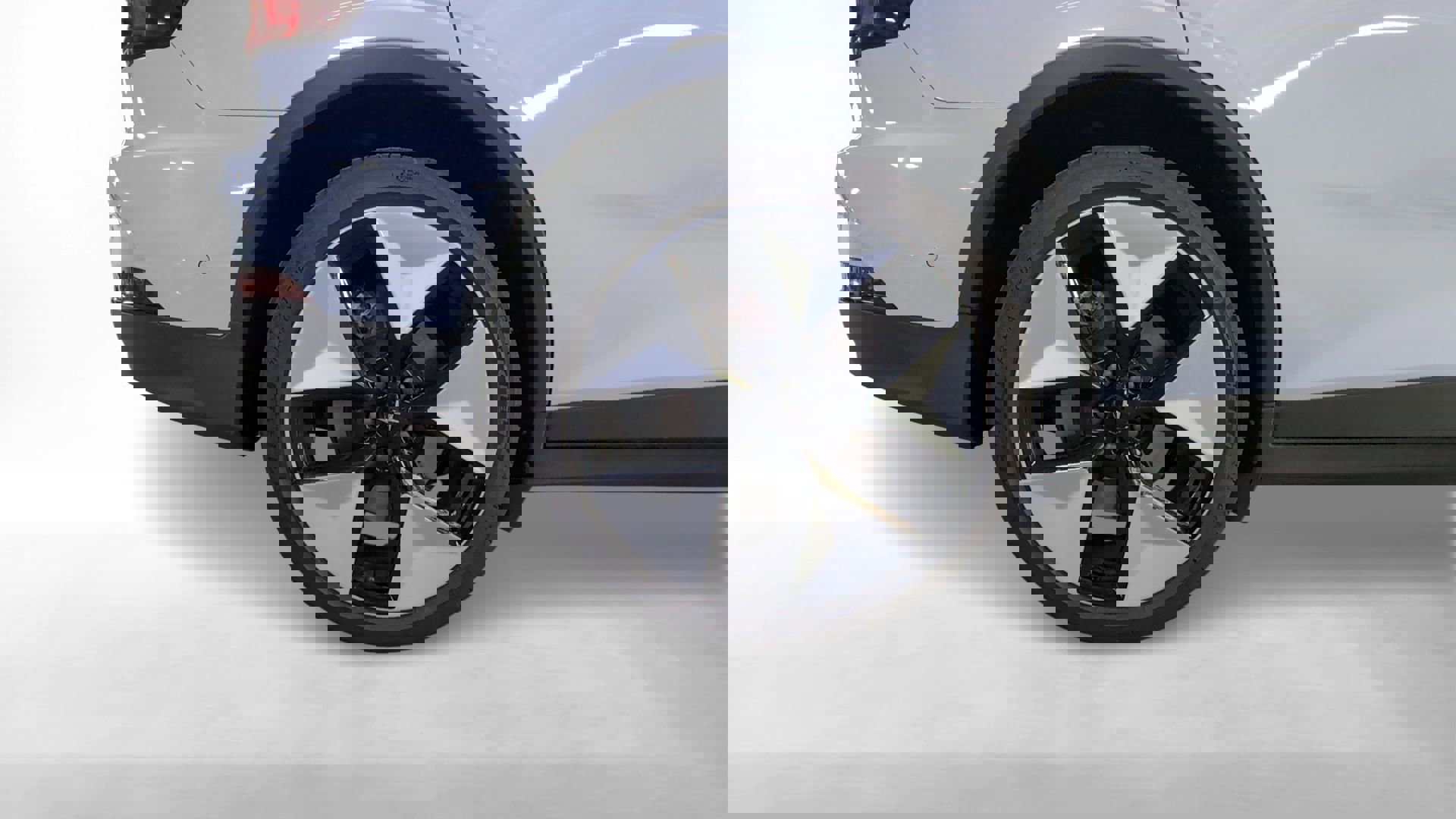 Certified 2023 Polestar Polestar 2 w/ Pilot Pack image 24