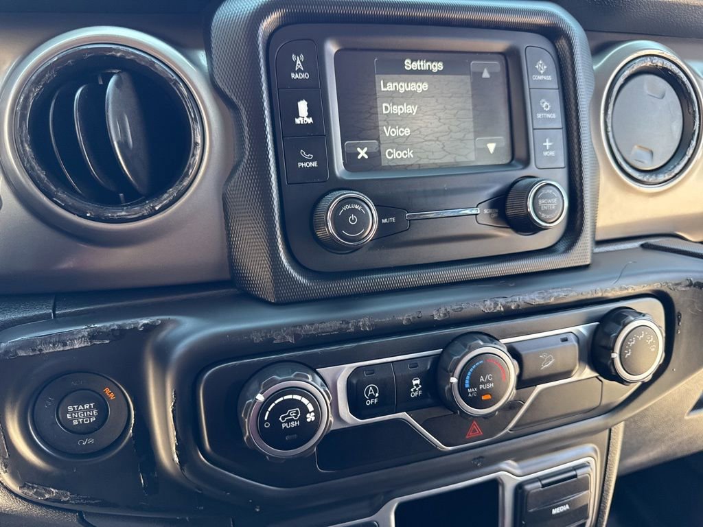 Used 2018 Jeep Wrangler Unlimited Sport AWD/4WD image 34