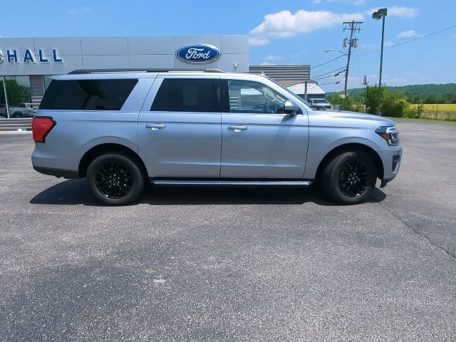 Used 2023 Ford Expedition Max XLT AWD/4WD image 36