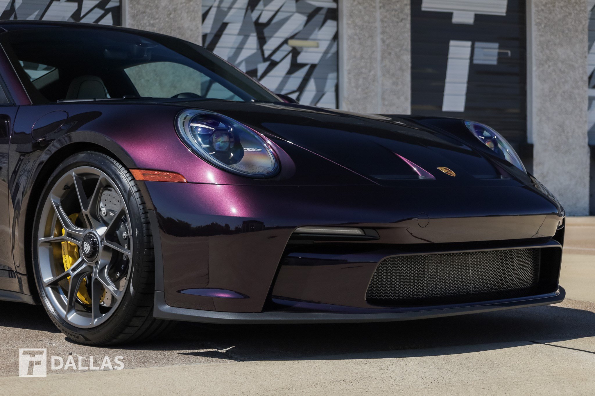 Used 2022 Porsche 911 GT3 RWD image 2