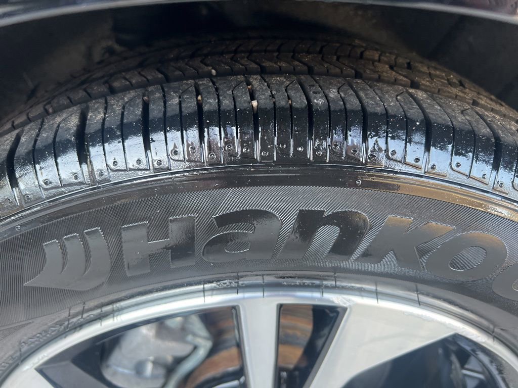 Certified 2021 Nissan Sentra SV image 38