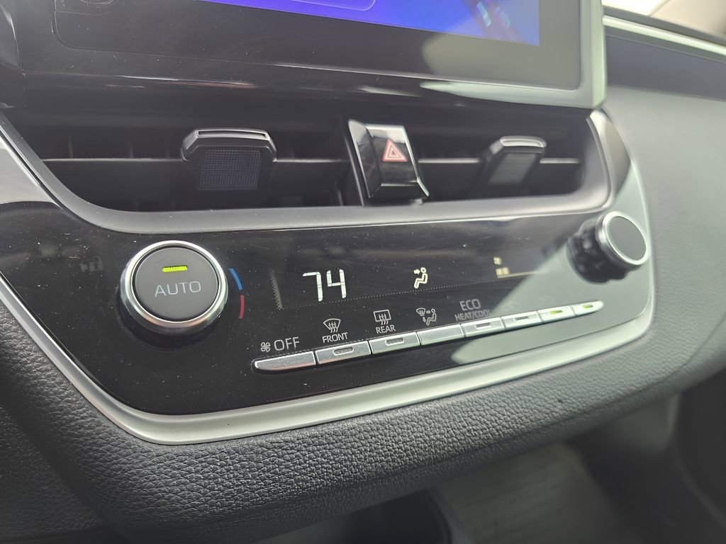 Used 2024 Toyota Corolla LE image 19