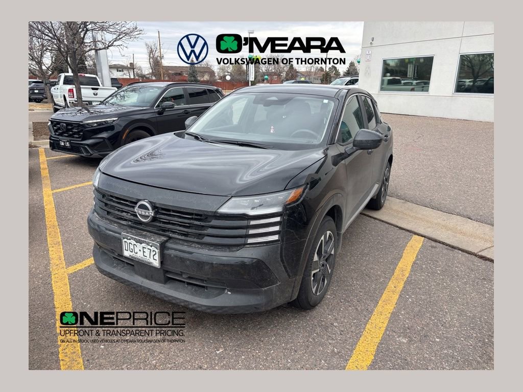 Used 2025 Nissan Kicks SV