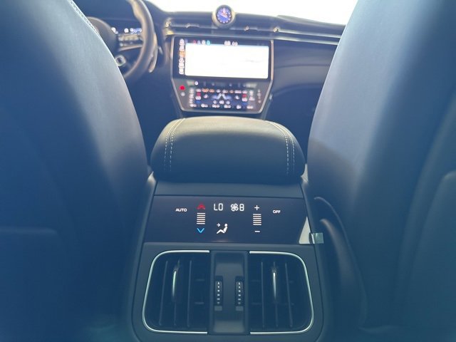 New 2025 Maserati Grecale Modena image 13