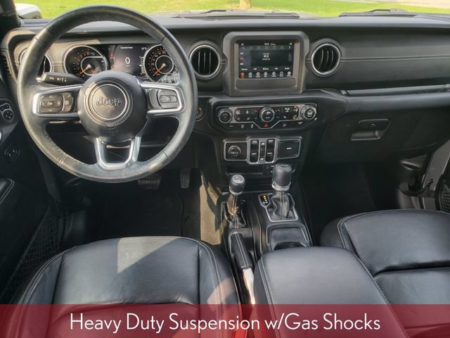 Used 2018 Jeep Wrangler Unlimited Sahara w/ Cold Weather Group AWD/4WD image 27